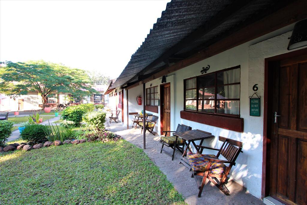 Zigzag Town Lodge Livingstone Zewnętrze zdjęcie